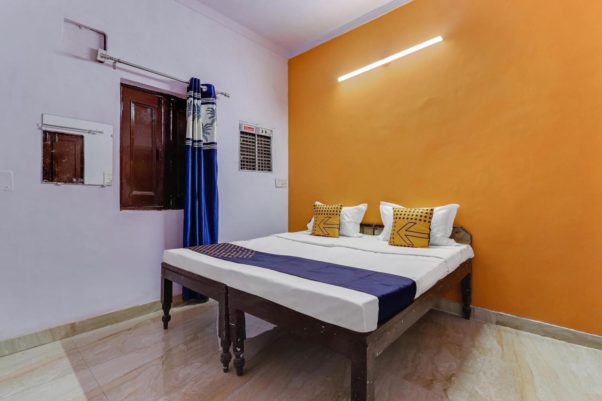 Hotel Bhaskar By Grb Ghaziabad Buitenkant foto
