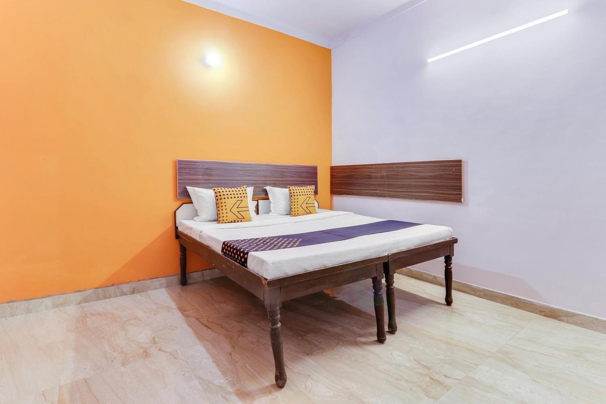 Hotel Bhaskar By Grb Ghaziabad Buitenkant foto