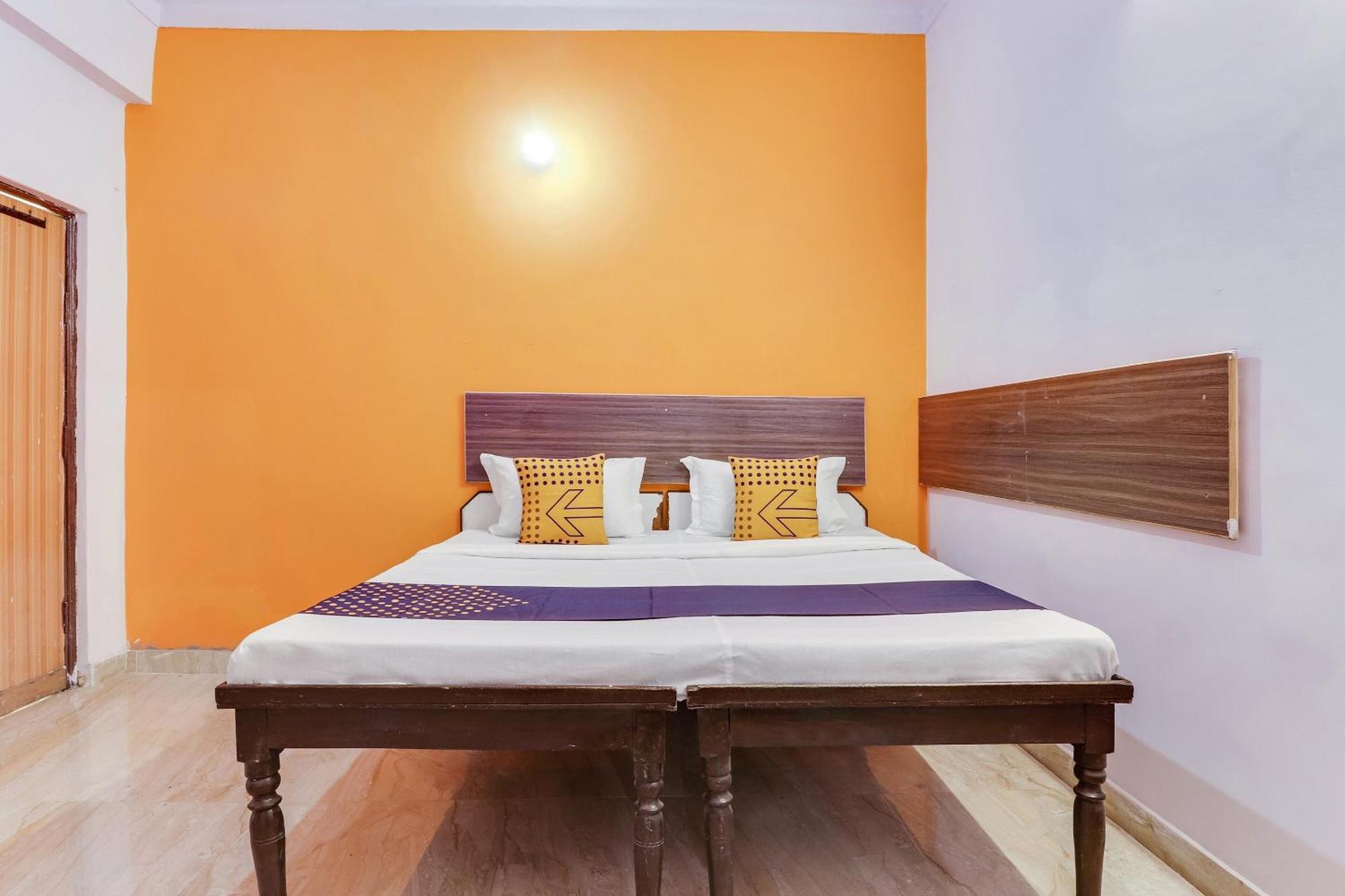Hotel Bhaskar By Grb Ghaziabad Buitenkant foto